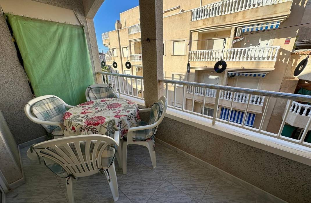 Resale - Apartment - Torrevieja - Estacion de autobuses