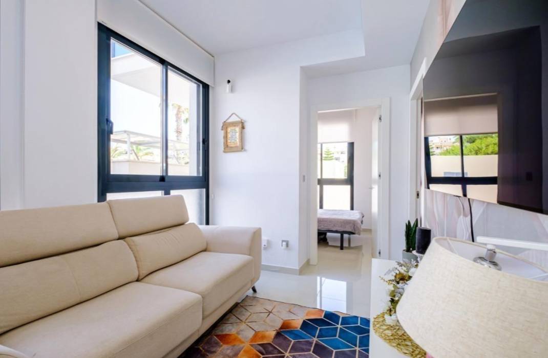 Resale - Apartment - Torrevieja - Estacion de autobuses