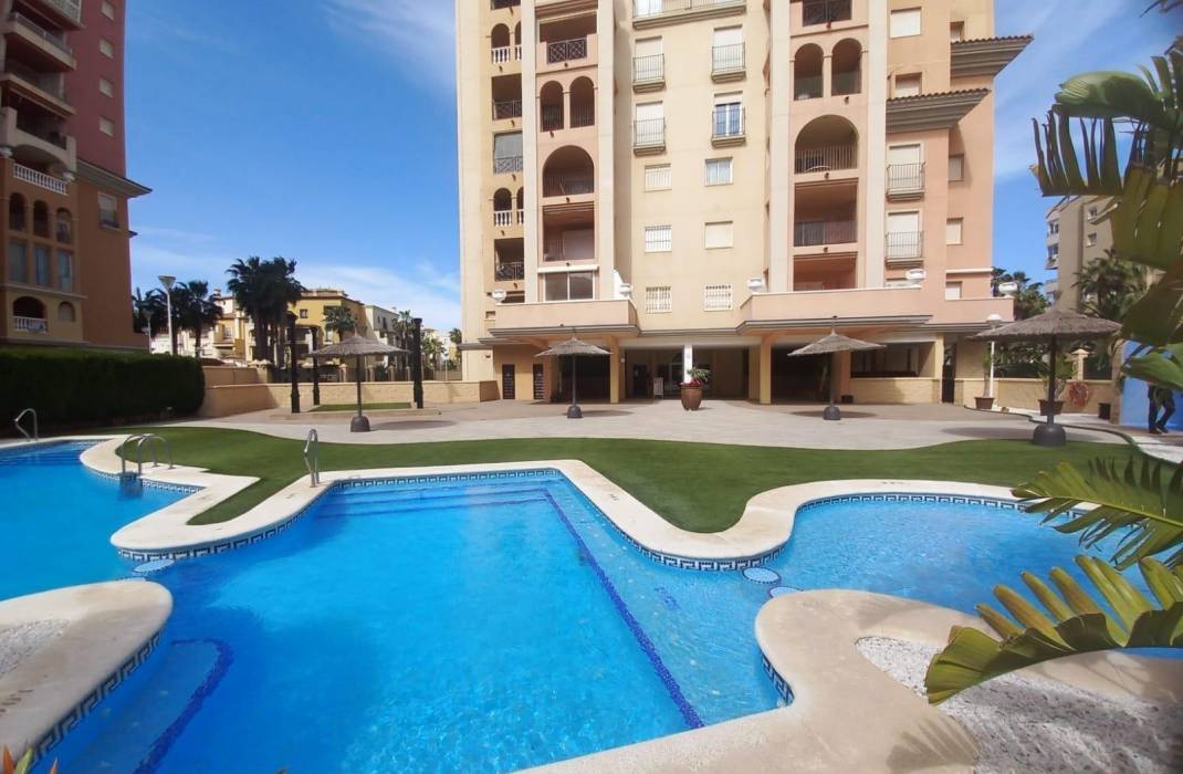 Resale - Apartment - Torrevieja - Habaneras