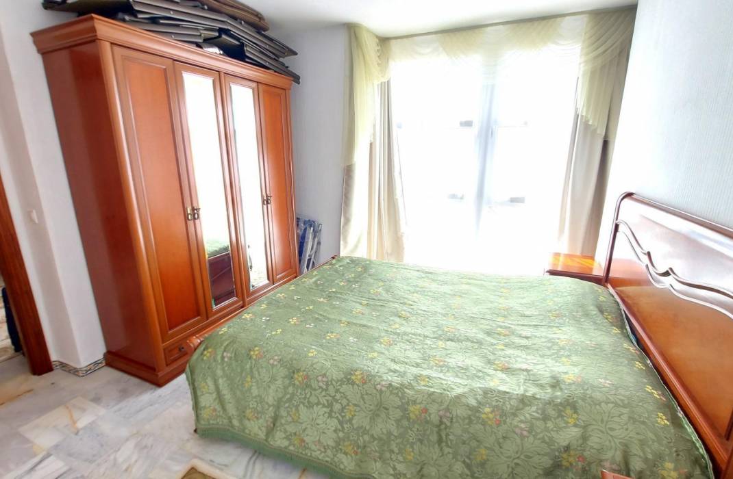 Resale - Apartment - Torrevieja - Habaneras