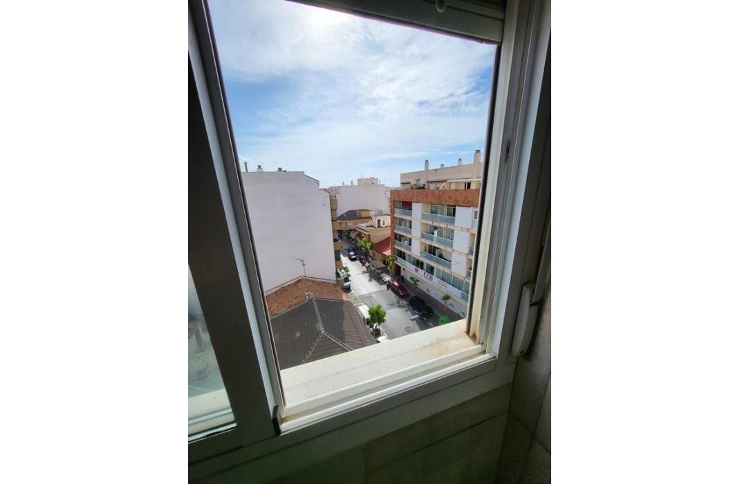 Resale - Apartment - Torrevieja - Habaneras