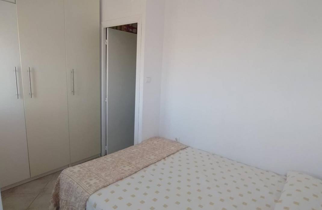 Resale - Apartment - Torrevieja - La Mata pueblo