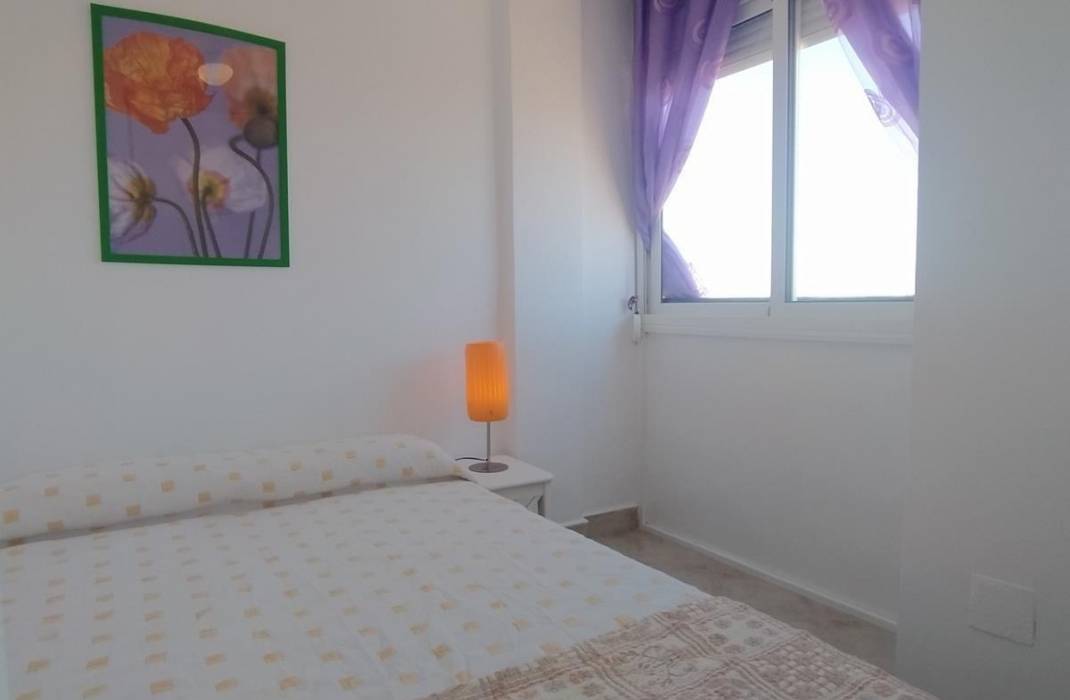 Resale - Apartment - Torrevieja - La Mata pueblo