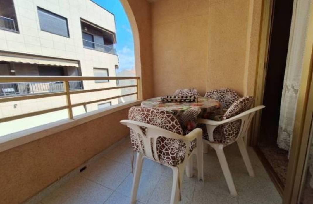 Resale - Apartment - Torrevieja - La Mata pueblo