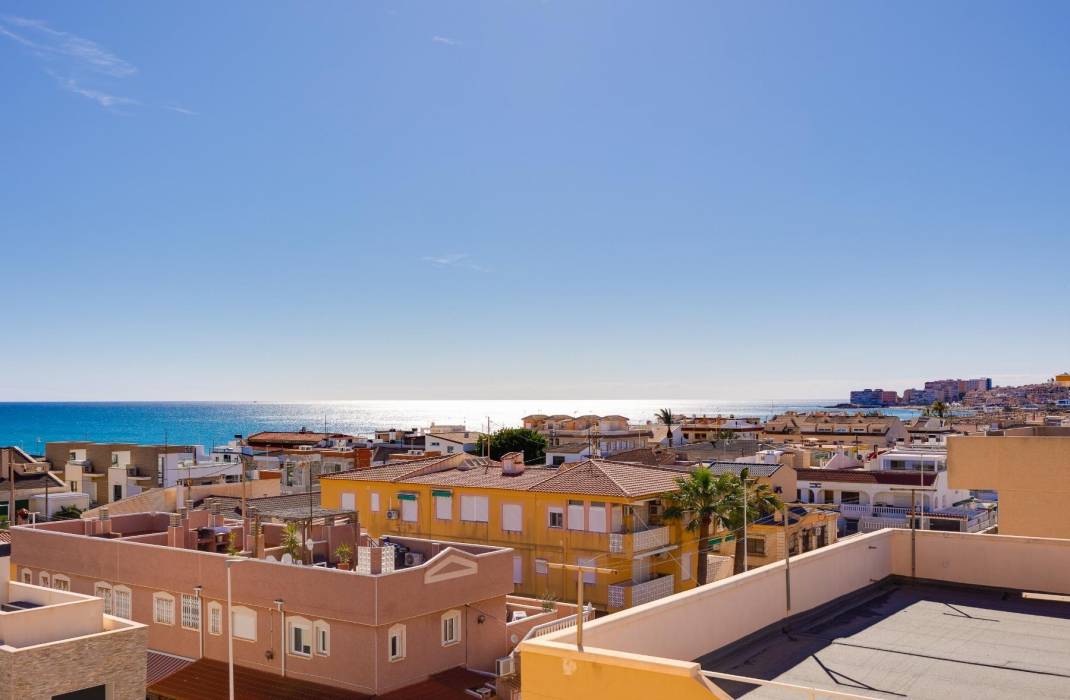 Resale - Apartment - Torrevieja - La Mata