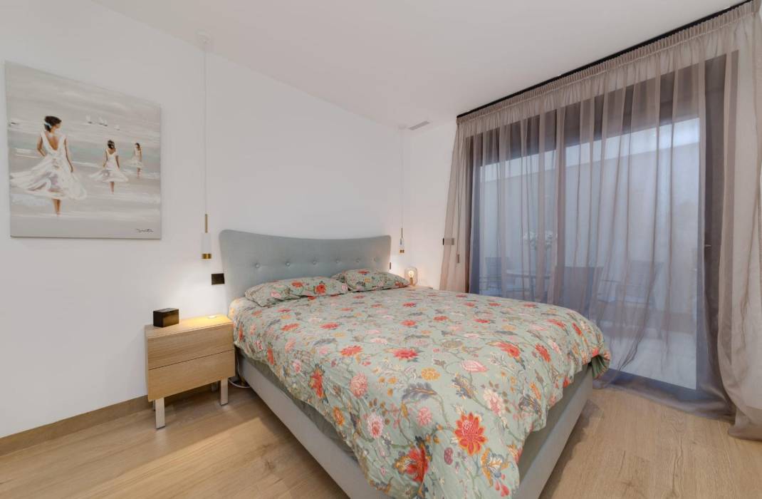 Resale - Apartment - Torrevieja - La Mata