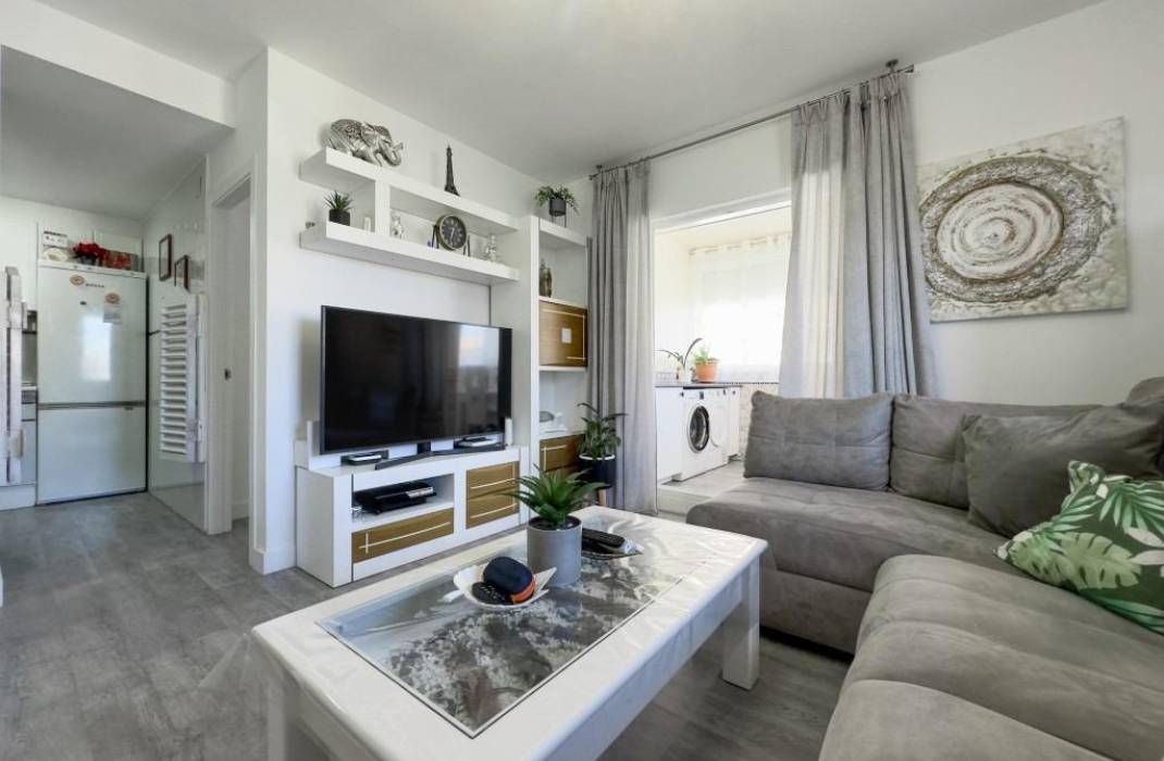 Resale - Apartment - Torrevieja - La Mata