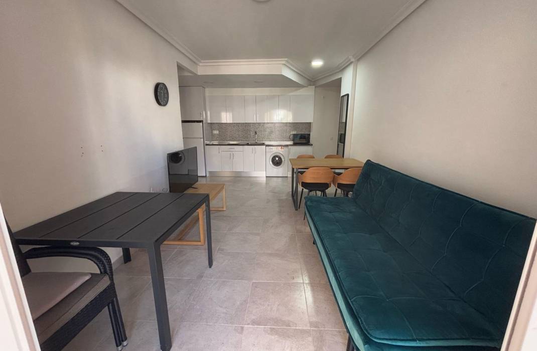 Resale - Apartment - Torrevieja - La Mata