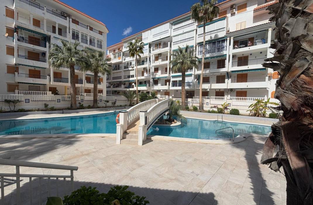 Resale - Apartment - Torrevieja - La Mata