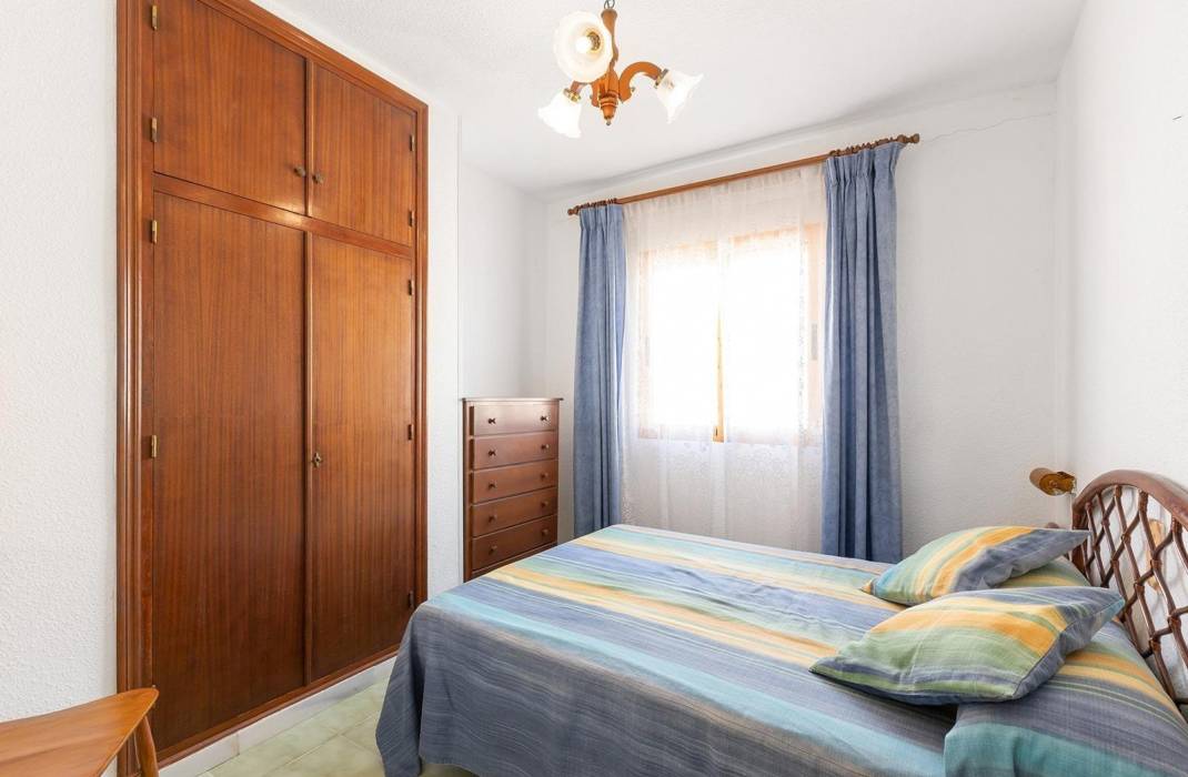 Resale - Apartment - Torrevieja - Los Europeos