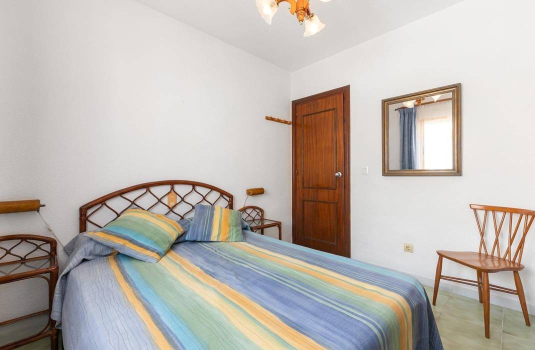 Resale - Apartment - Torrevieja - Los Europeos