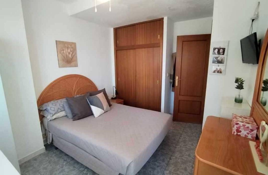 Resale - Apartment - Torrevieja - Playa de los locos