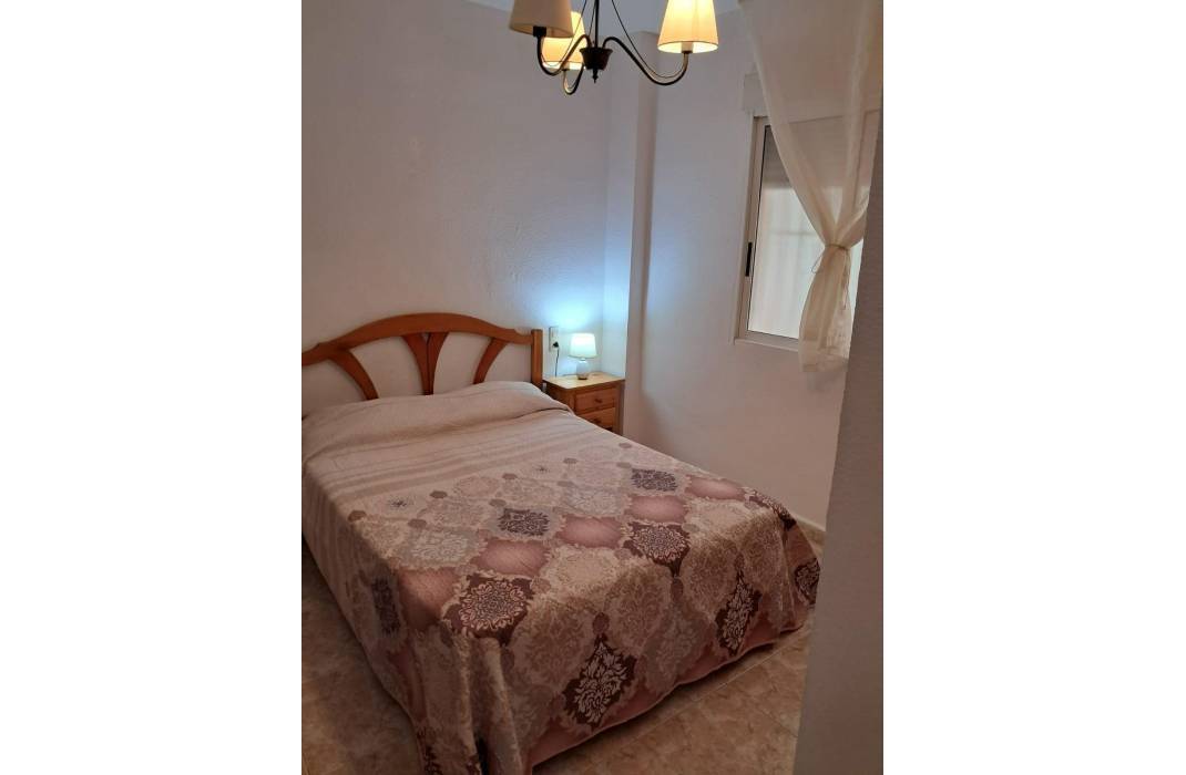 Resale - Apartment - Torrevieja - Playa de los locos