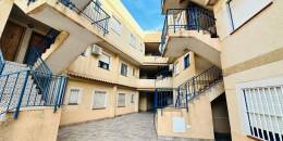 Resale - Apartment - Torrevieja - Playa de los locos