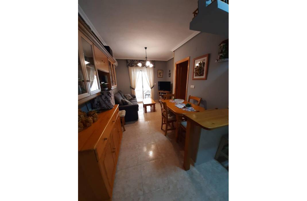 Resale - Apartment - Torrevieja - Playa de los locos