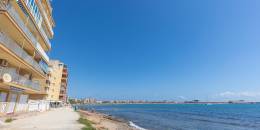 Resale - Apartment - Torrevieja - Playa de los Naufragos