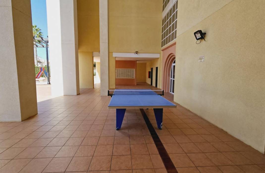 Resale - Apartment - Torrevieja - Playa del cura