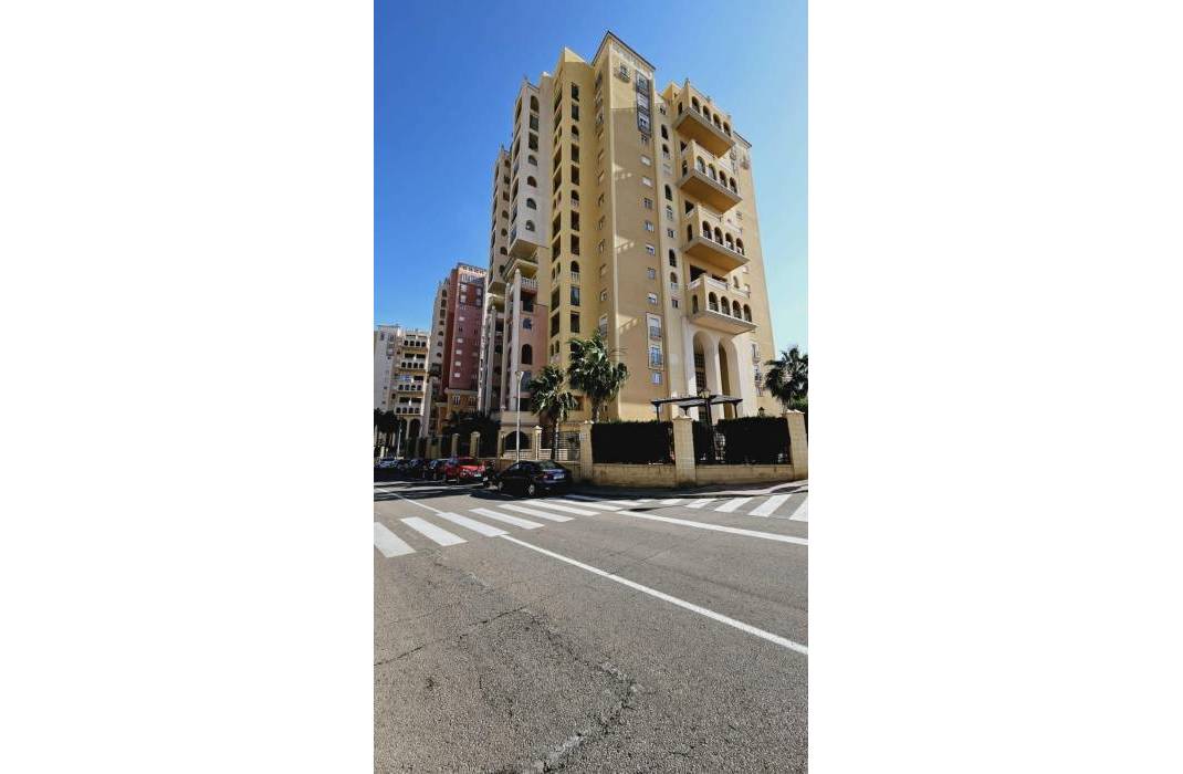 Resale - Apartment - Torrevieja - Playa del cura