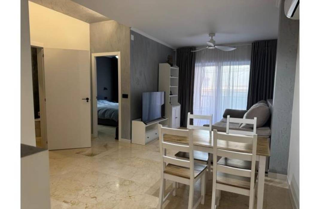 Resale - Apartment - Torrevieja - Playa del cura