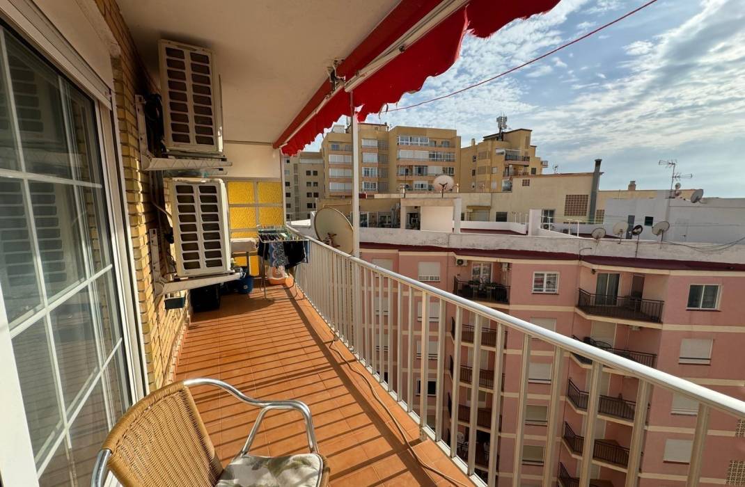 Resale - Apartment - Torrevieja - Playa del cura