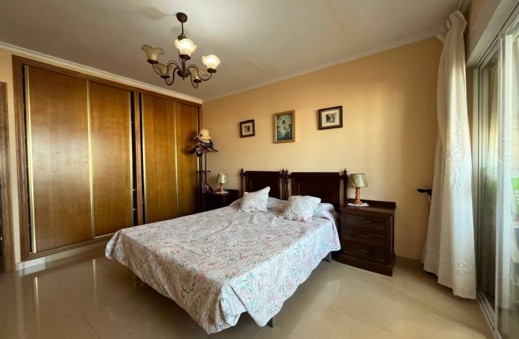 Resale - Apartment - Torrevieja - Playa del cura