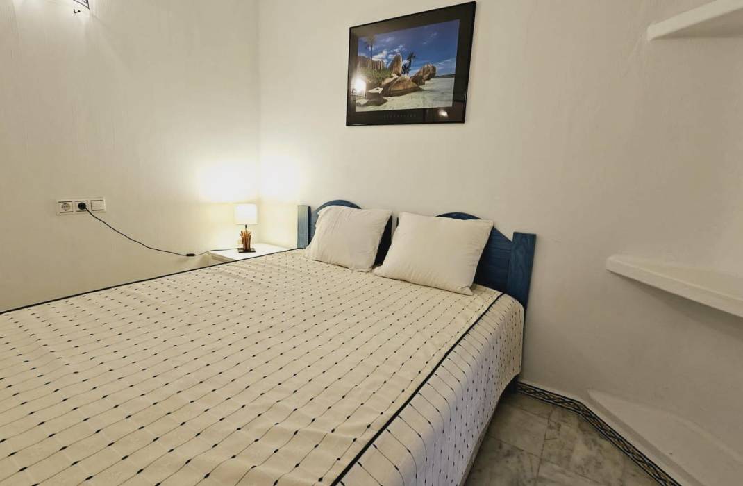 Resale - Apartment - Torrevieja - Playa del cura