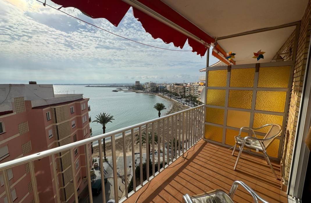 Resale - Apartment - Torrevieja - Playa del cura