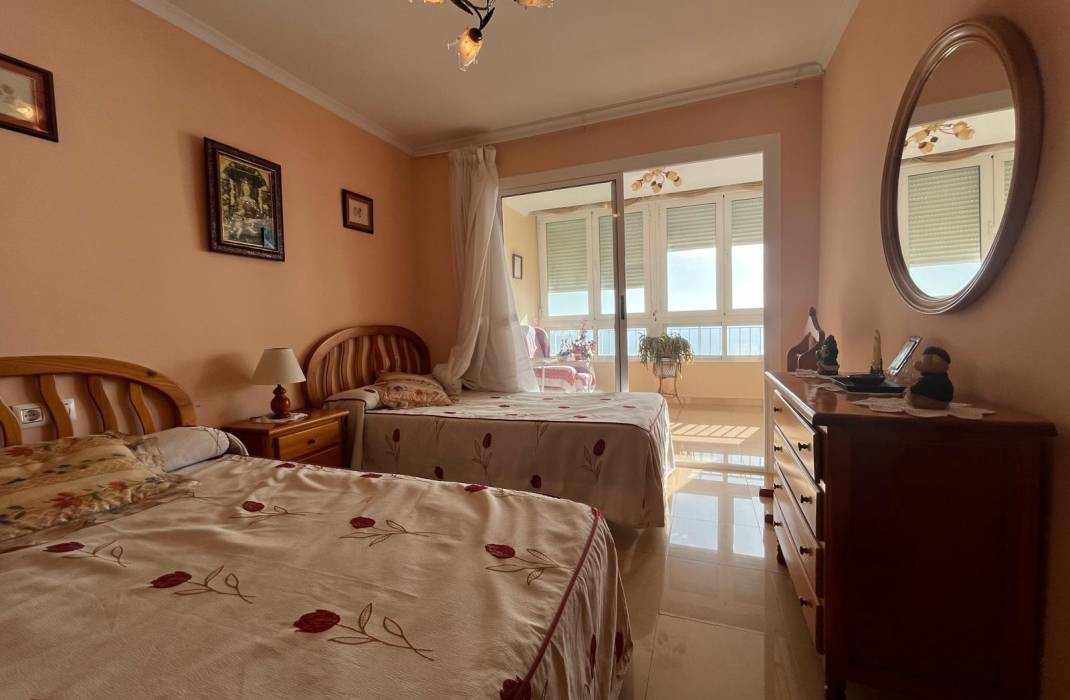 Resale - Apartment - Torrevieja - Playa del cura