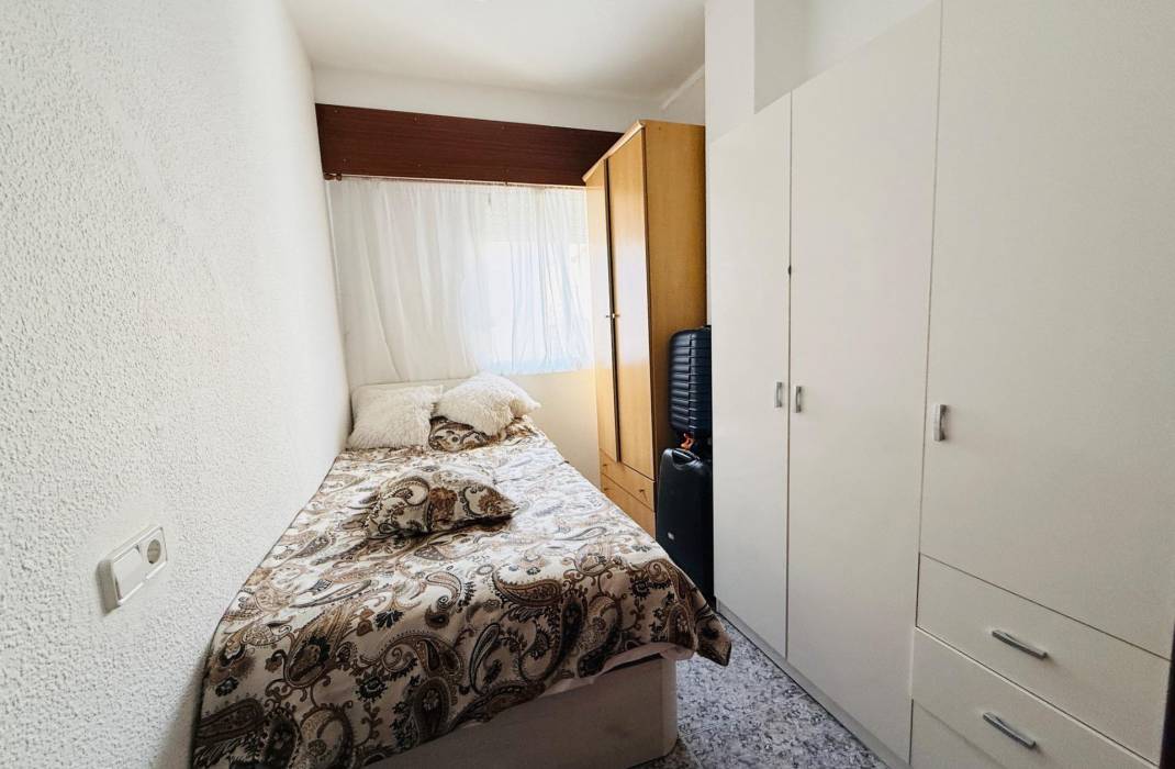 Resale - Apartment - Torrevieja - Playa del cura