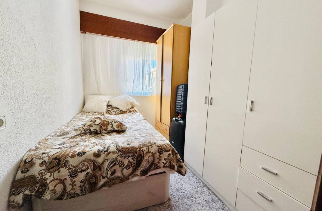 Resale - Apartment - Torrevieja - Playa del cura