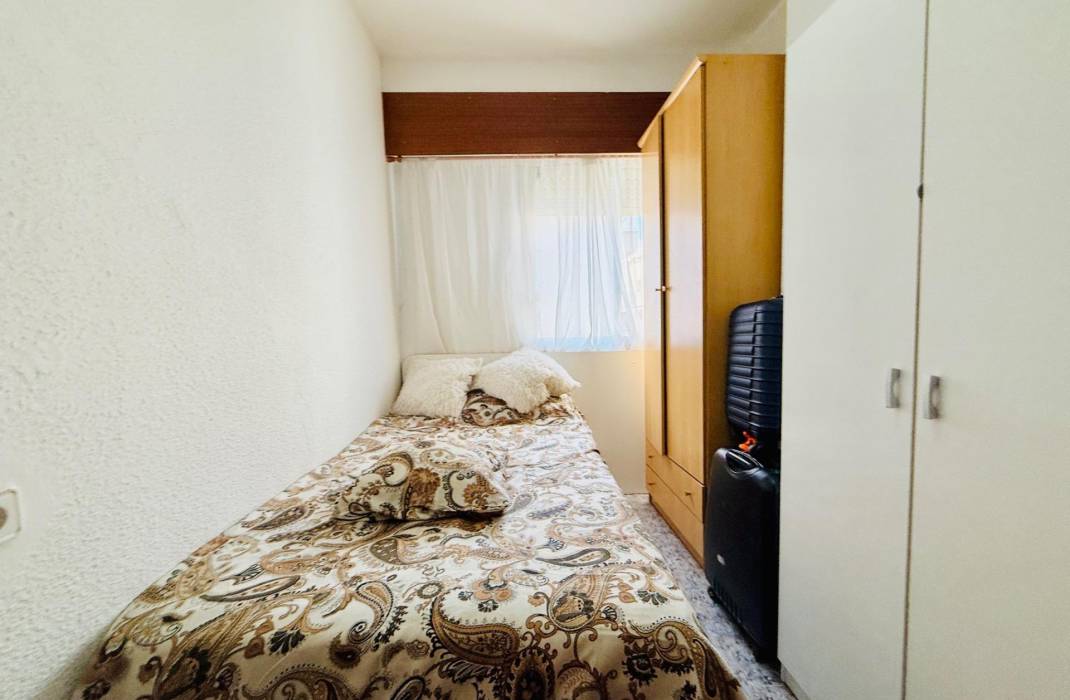 Resale - Apartment - Torrevieja - Playa del cura