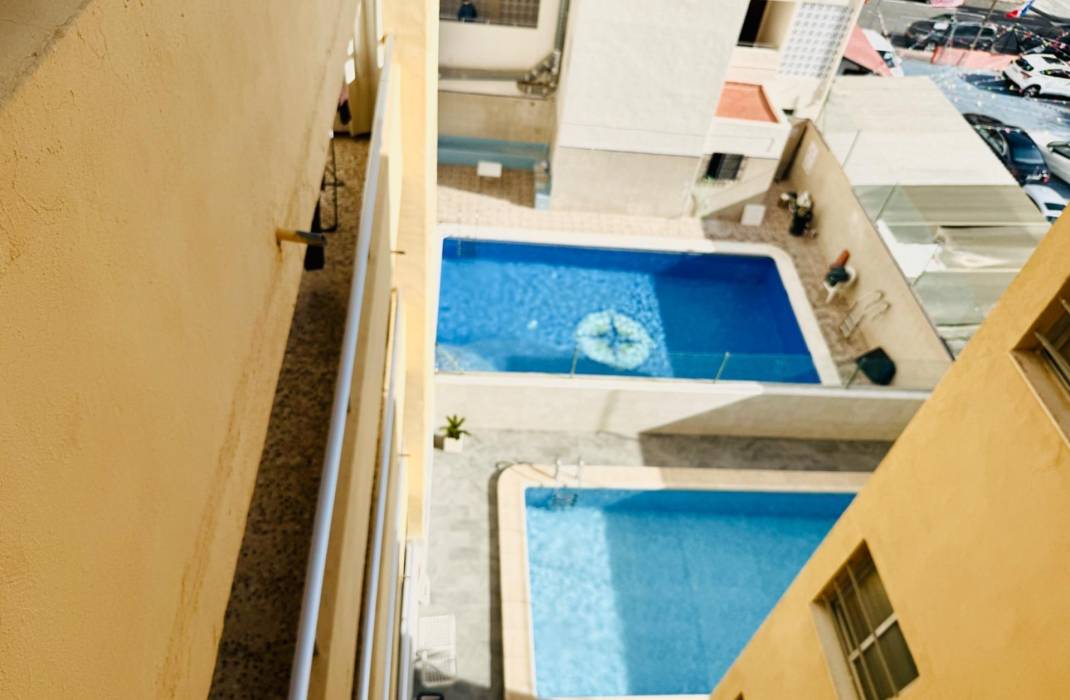 Resale - Apartment - Torrevieja - Playa del cura