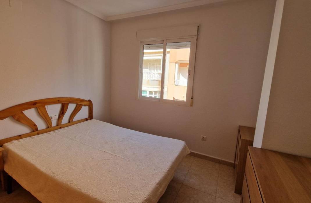 Resale - Apartment - Torrevieja - Playa del cura