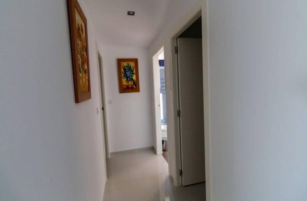 Resale - Apartment - Torrevieja - Punta prima