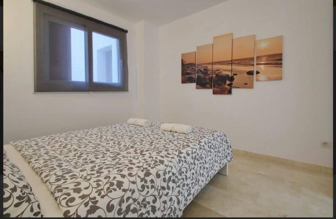 Resale - Apartment - Torrevieja - Punta prima