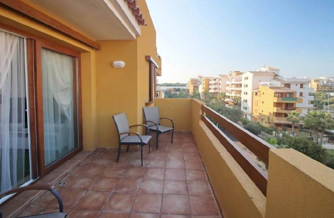 Resale - Apartment - Torrevieja - Punta prima