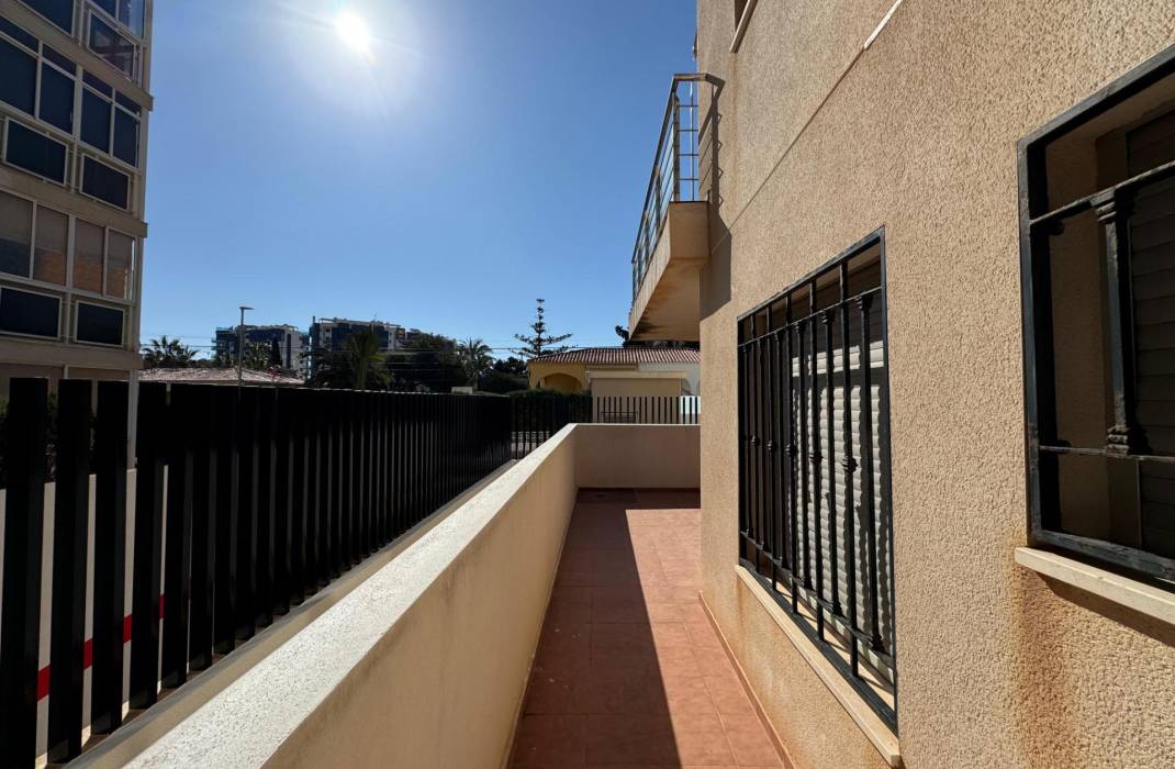 Resale - Apartment - Torrevieja - Punta prima