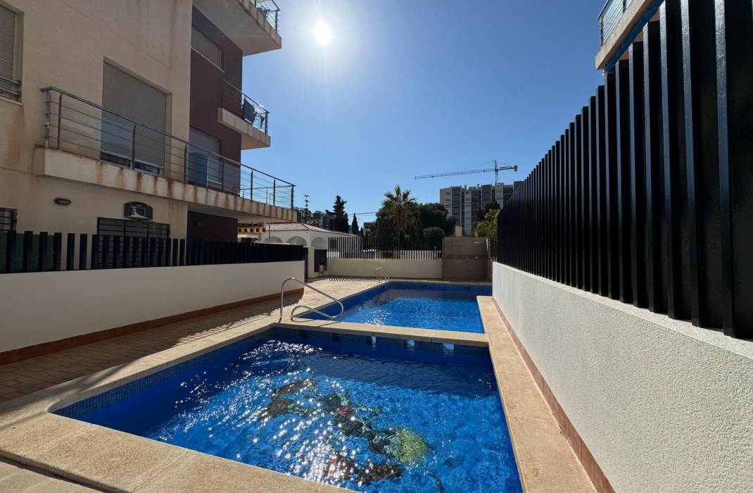 Resale - Apartment - Torrevieja - Punta prima