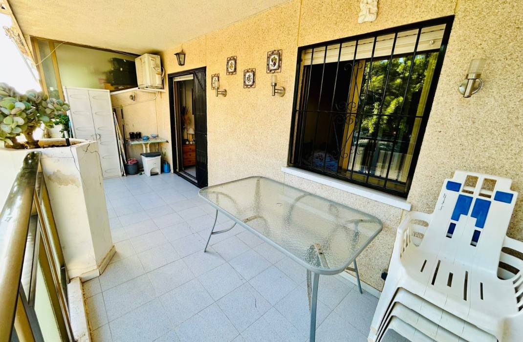 Resale - Apartment - Torrevieja - San Luis