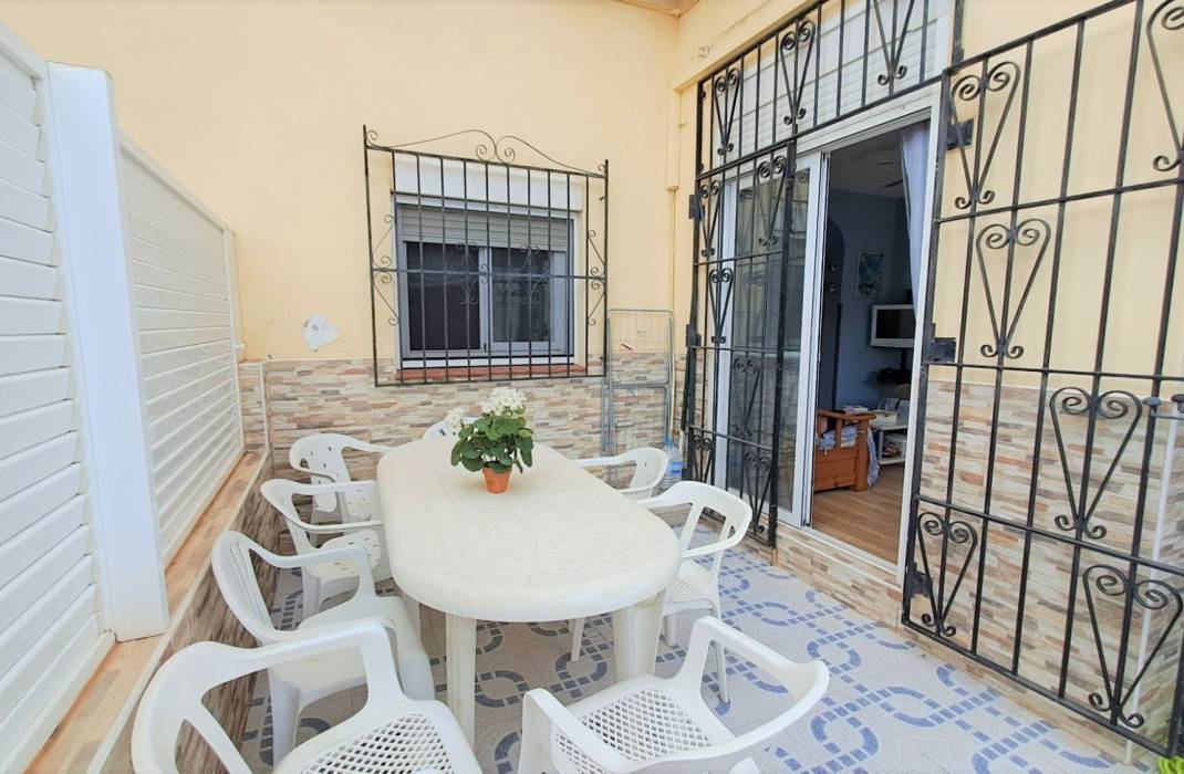 Resale - Apartment - Torrevieja - Torreblanca