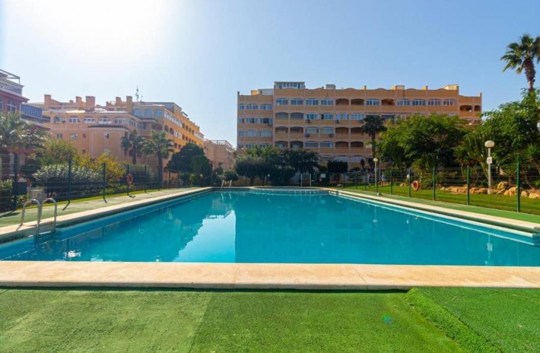 Resale - Apartment - Torrevieja - Torreblanca