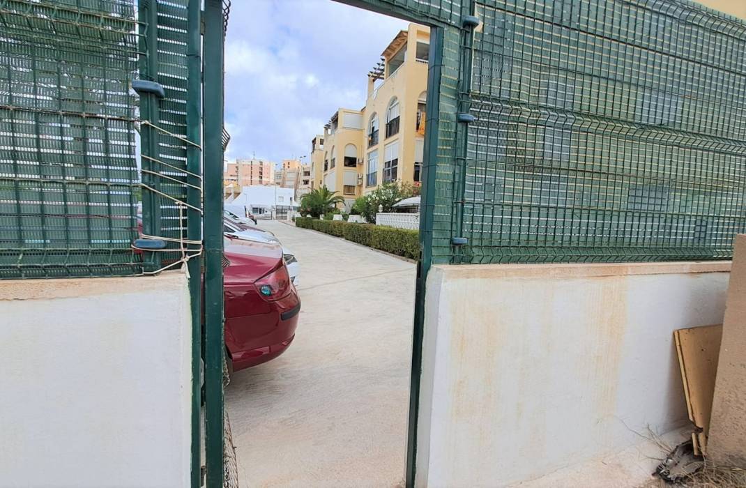 Resale - Apartment - Torrevieja - Torreblanca