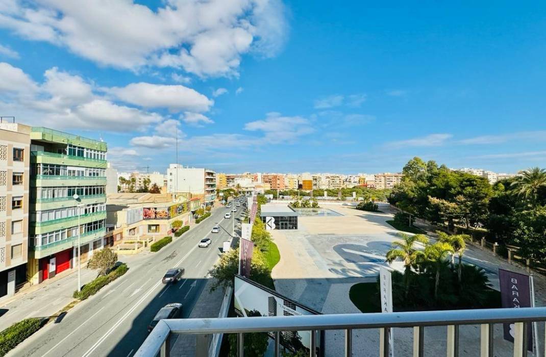 Resale - Apartment - Torrevieja - torrevieja