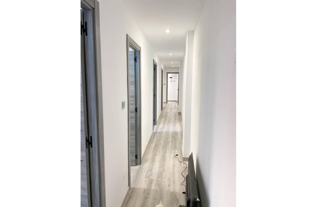 Resale - Apartment - Torrevieja - torrevieja