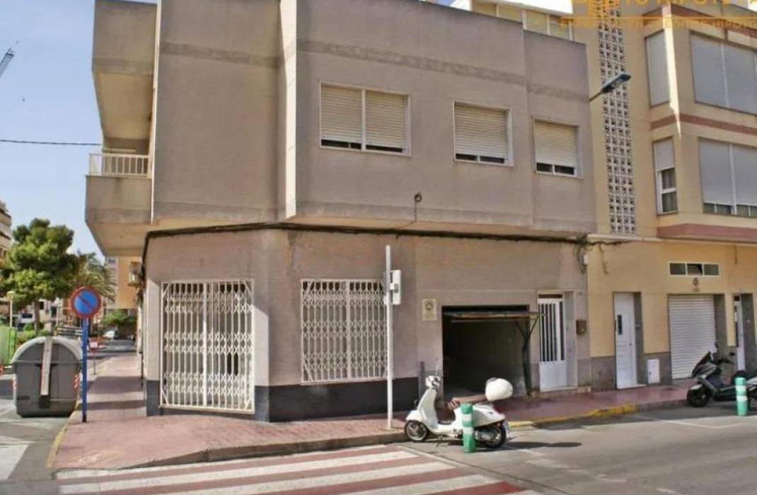 Resale - Apartment - Torrevieja - torrevieja