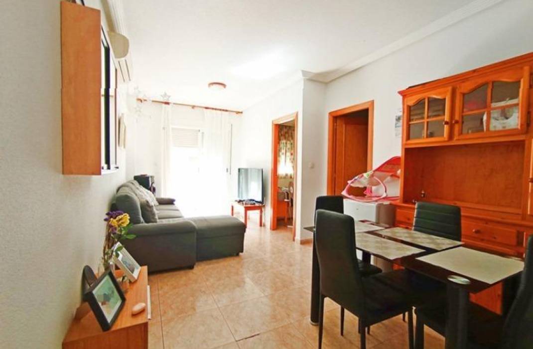 Resale - Apartment - Torrevieja - torrevieja