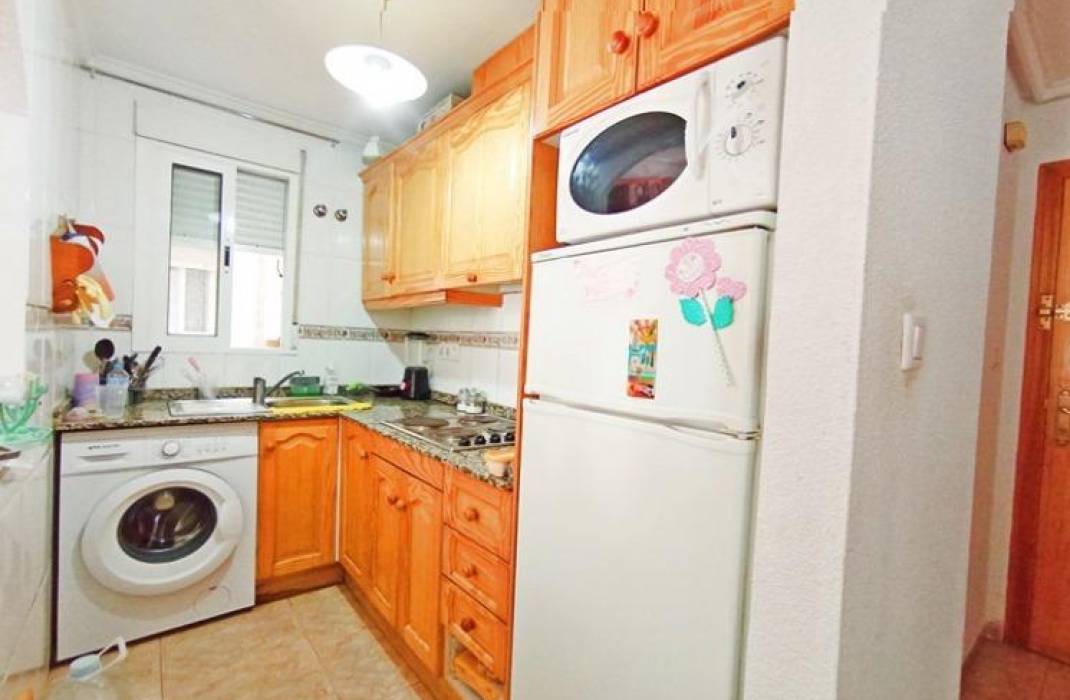 Resale - Apartment - Torrevieja - torrevieja
