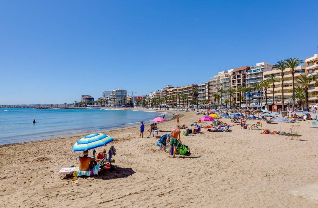 Resale - Apartment - Torrevieja - torrevieja