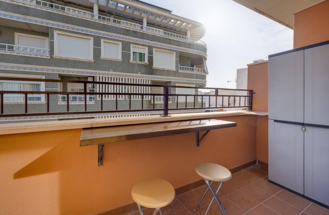 Resale - Apartment - Torrevieja - torrevieja