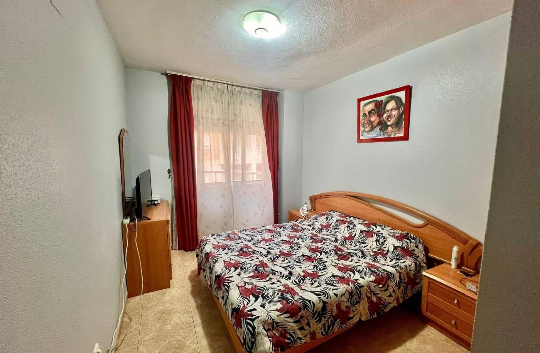 Resale - Apartment - Torrevieja - torrevieja